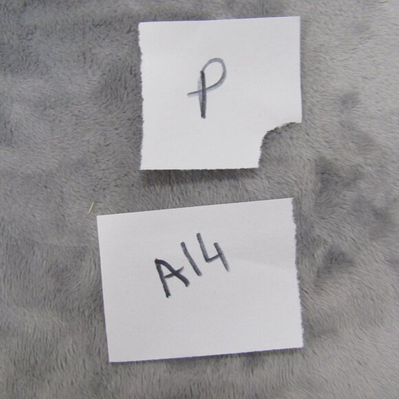 Treasures For The Christmas Tree By Carol Taylor. - Picture 6 of 6